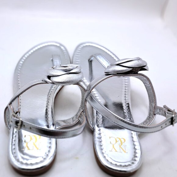 New York & Company Womens Rosette T-Strap, ALMOND Sandals - Size 9 - Picture 2 of 11
